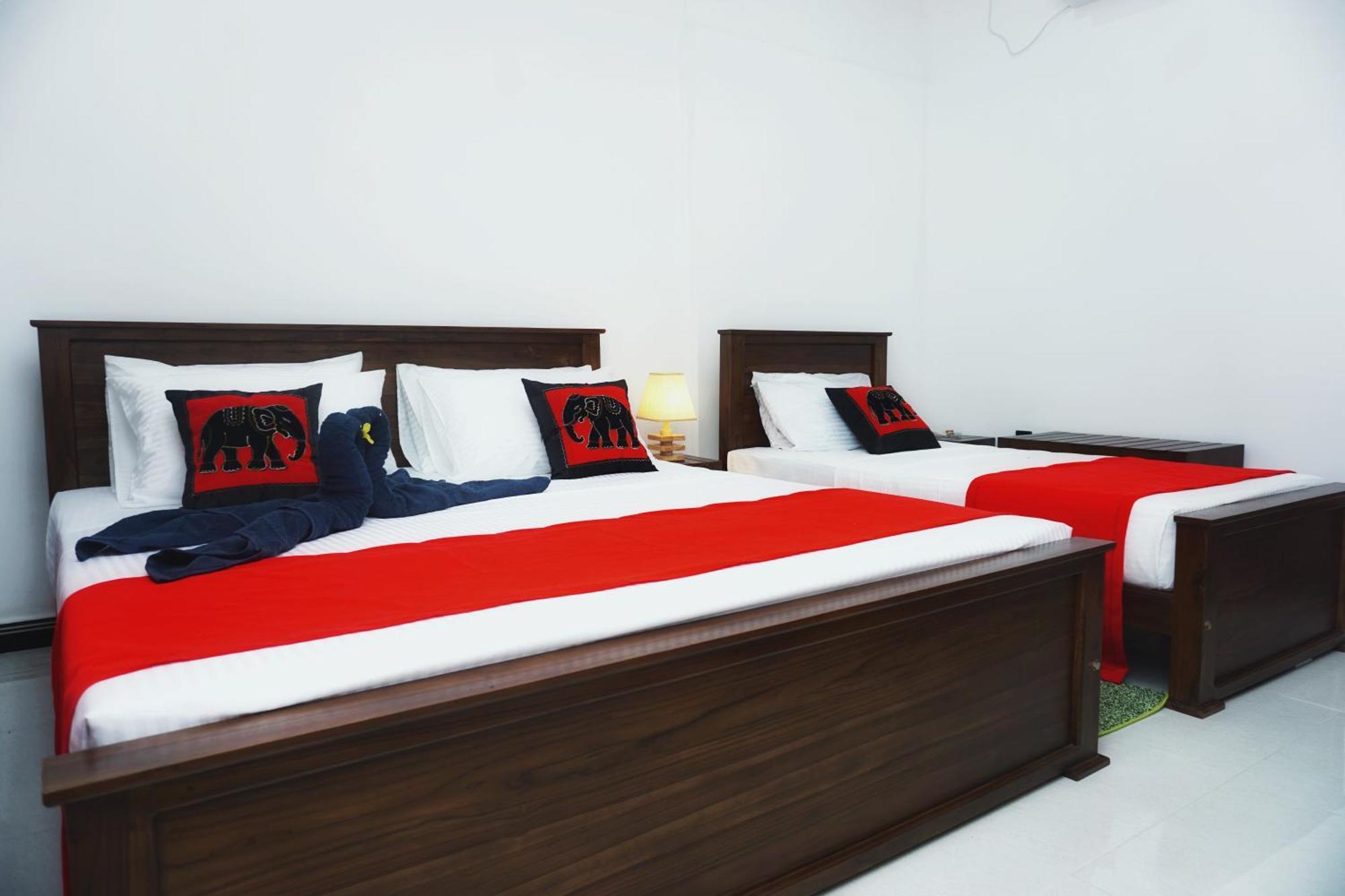 סיגירייה Sashini Homestay מראה חיצוני תמונה