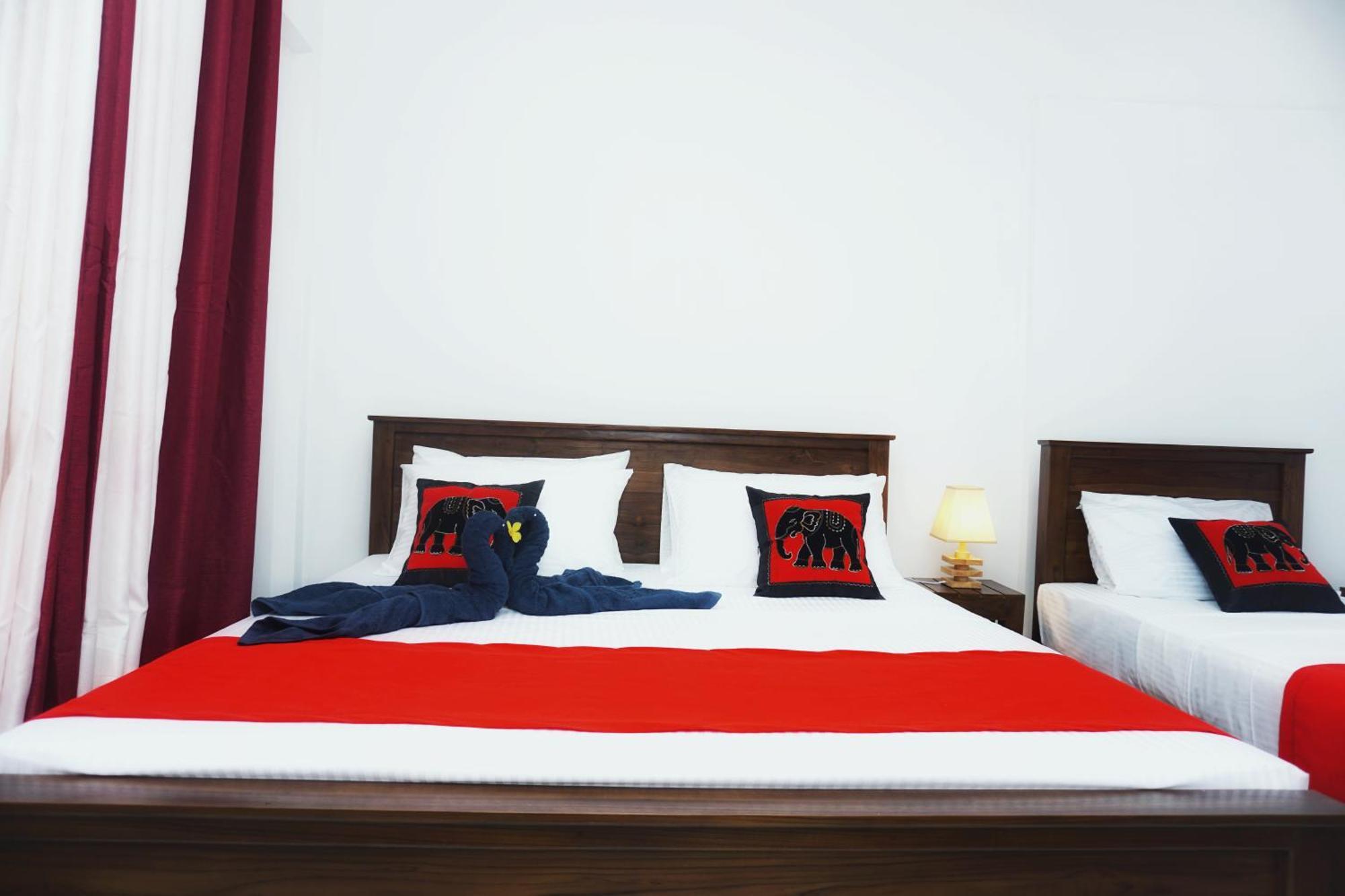 סיגירייה Sashini Homestay מראה חיצוני תמונה